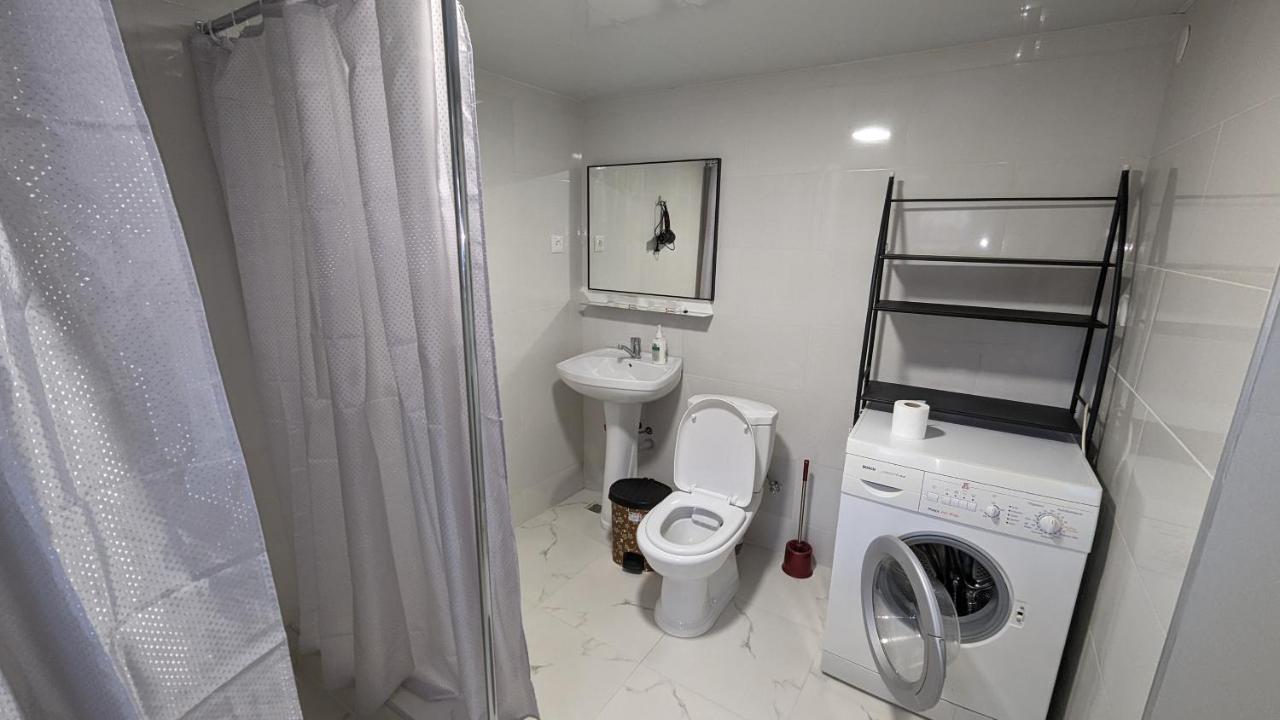 White Orchid Hotel Mtsʼkhetʼa Екстериор снимка
